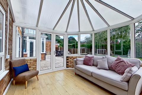84 Heath Croft Road, Sutton Coldfield, B75 6RN