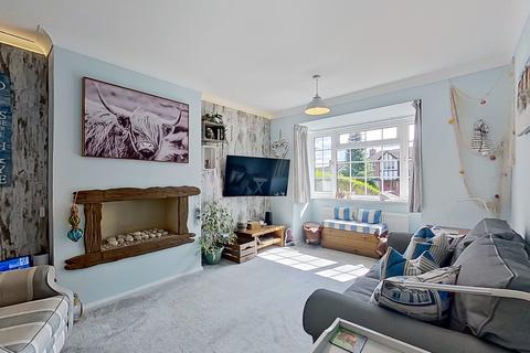12 Dickinson Drive, Sutton Coldfield, B76 1FP