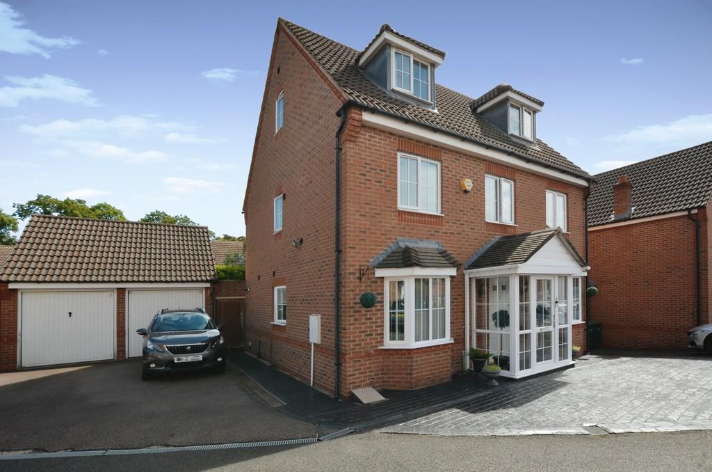 David Harman Drive, West Bromwich B71 5 bed detached house for sale £