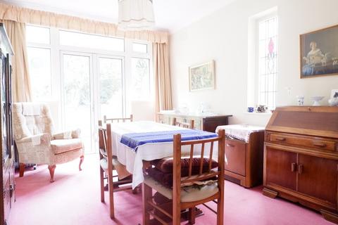 60 Bedford Road, Sutton Coldfield, B75 6AB