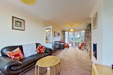 18 Moss Drive, Sutton Coldfield, B72 1JQ