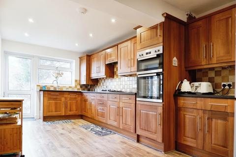 59 Trinity Road, Sutton Coldfield, B75 6TG
