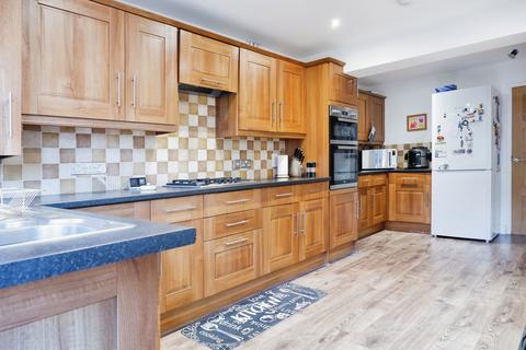 59 Trinity Road, Sutton Coldfield, B75 6TG