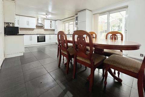 8 Fairview Avenue, Birmingham, B42 1LT