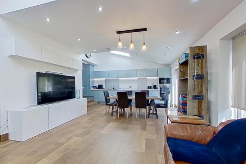 30 College Hill, Sutton Coldfield, B73 6HA