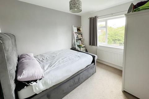 35 Firsholm Close, Sutton Coldfield, B73 5HT