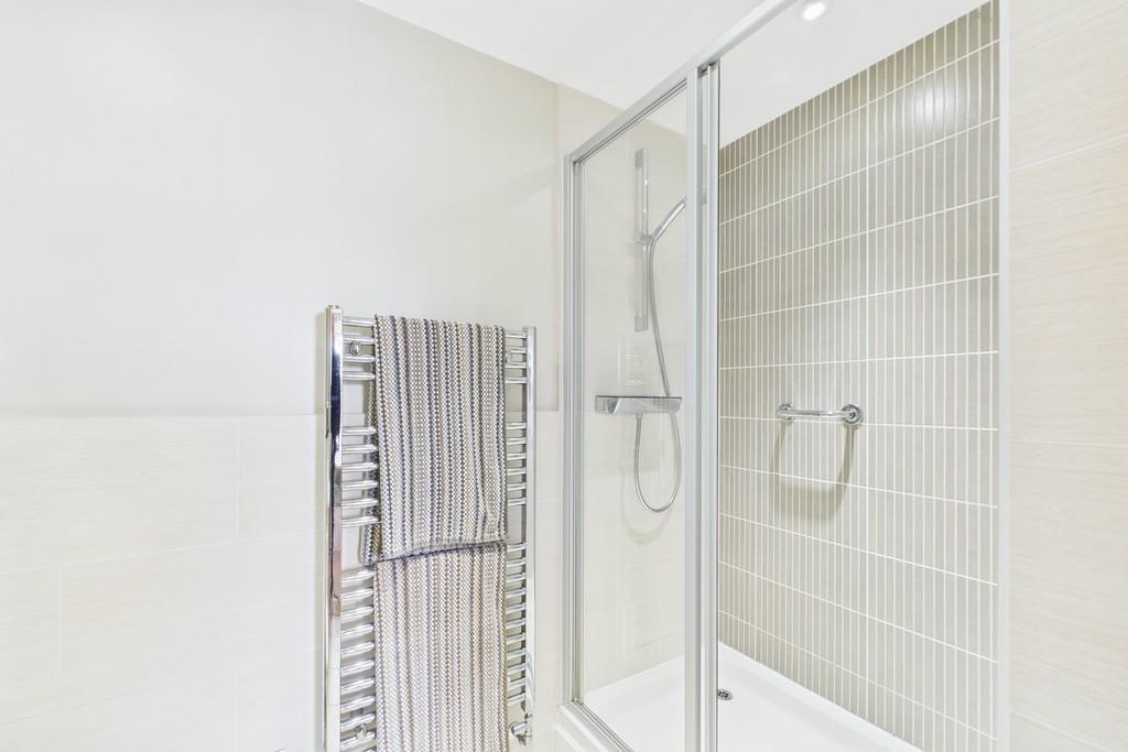 Ensuite To Bedroom One
