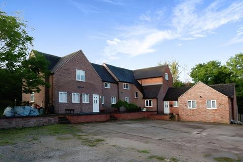 7 bedroom farm house for sale, No Mans Heath Lane, Atherstone CV9