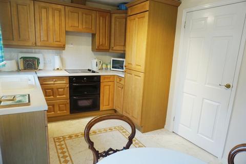 2 bedroom end of terrace house for sale, Water Mill Crescent, Sutton Coldfield B76