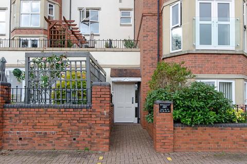 2 bedroom apartment for sale, Lichfield Road, Sutton Coldfield B74