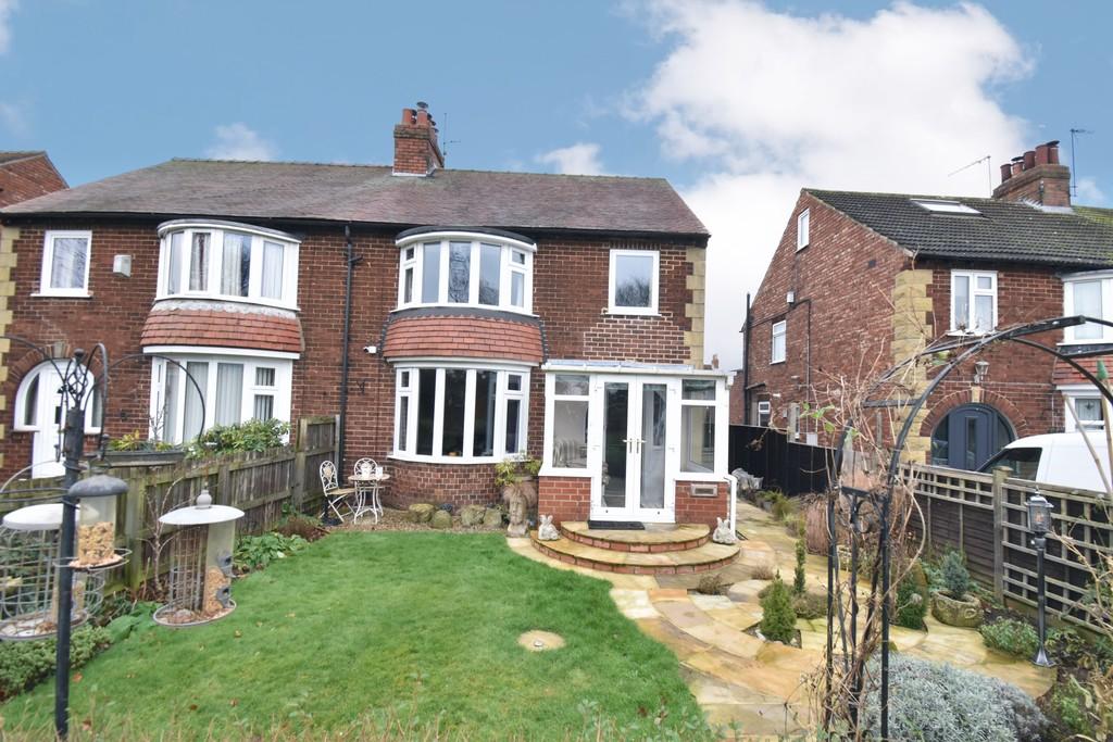 Quaker Lane, Northallerton 3 bed semidetached house for sale £285,000