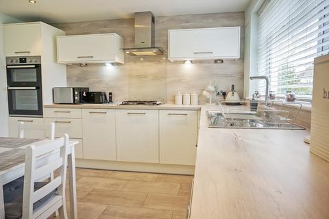 Flat 12a, Eaton Court Mulroy Road, Sutton Coldfield, B74 2PZ