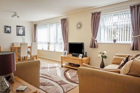 Flat 12a, Eaton Court Mulroy Road, Sutton Coldfield, B74 2PZ