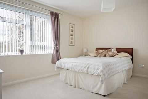 Flat 12a, Eaton Court Mulroy Road, Sutton Coldfield, B74 2PZ
