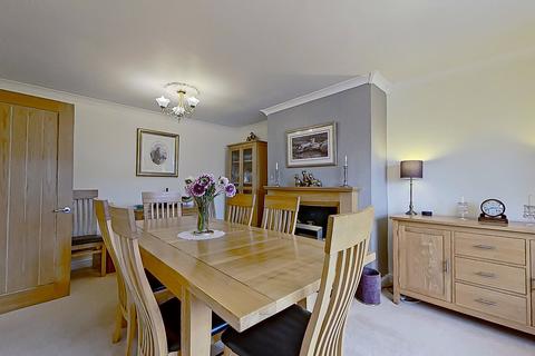 20 Saxton Drive, Sutton Coldfield, B74 4XZ