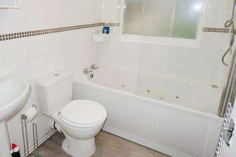 56 Calshot Road, Birmingham, B42 2BT