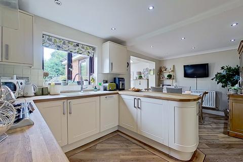 8 Cattock Hurst Drive, Sutton Coldfield, B72 1XG