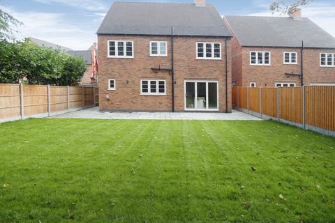 4 bedroom detached house for sale, Elizabeth Grove, Tamworth B79