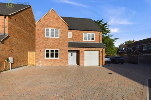 4 bedroom detached house for sale, Elizabeth Grove, Tamworth B79