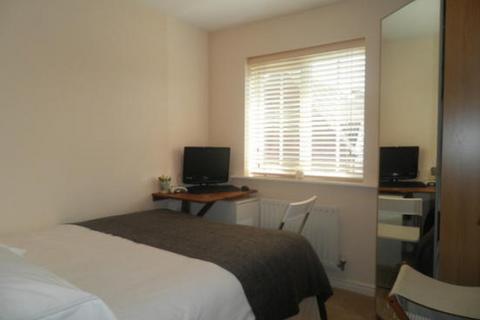 2 Combine Close, Sutton Coldfield, B75 5TP