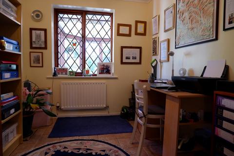 9 Lydia Croft, Sutton Coldfield, B74 4XD