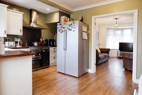3 bedroom terraced house for sale, Clarendon Road, Sutton Coldfield B75