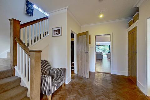 40 Walsall Road, Four Oaks, Sutton Coldfield, B74 4QR