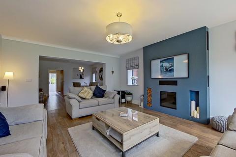 40 Walsall Road, Four Oaks, Sutton Coldfield, B74 4QR