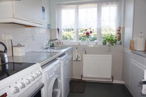 40 Lyneham Gardens, Minworth, Sutton Coldfield, B76 1XH