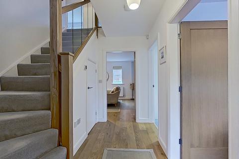 18 Langley Park Way, Sutton Coldfield, B75 7NX