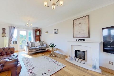 7 Betteridge Drive, Sutton Coldfield, B76 1FN