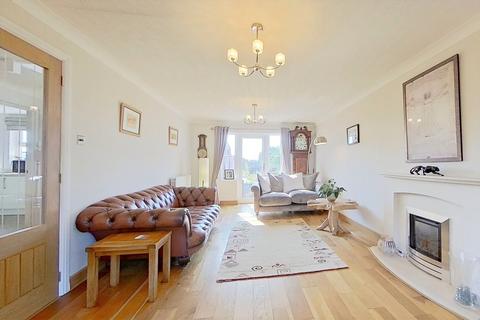 7 Betteridge Drive, Sutton Coldfield, B76 1FN