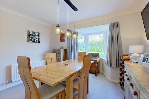 7 Betteridge Drive, Sutton Coldfield, B76 1FN