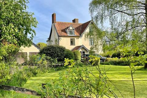 Ivy Farm Darrow Green Road, Denton, Harleston, IP20 0AY