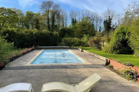 Ivy Farm Darrow Green Road, Denton, Harleston, IP20 0AY