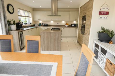 17 Cornflower Close, Tamworth, B79 0EL