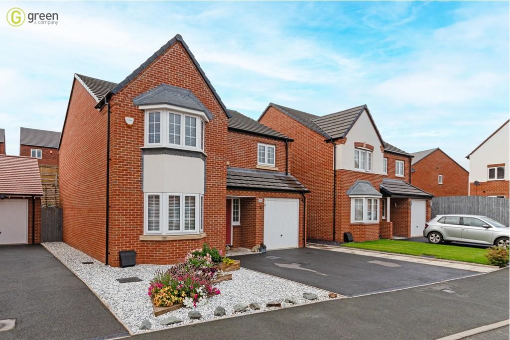 Meadow Way, Tamworth B79 4 bed detached house for sale £415,000