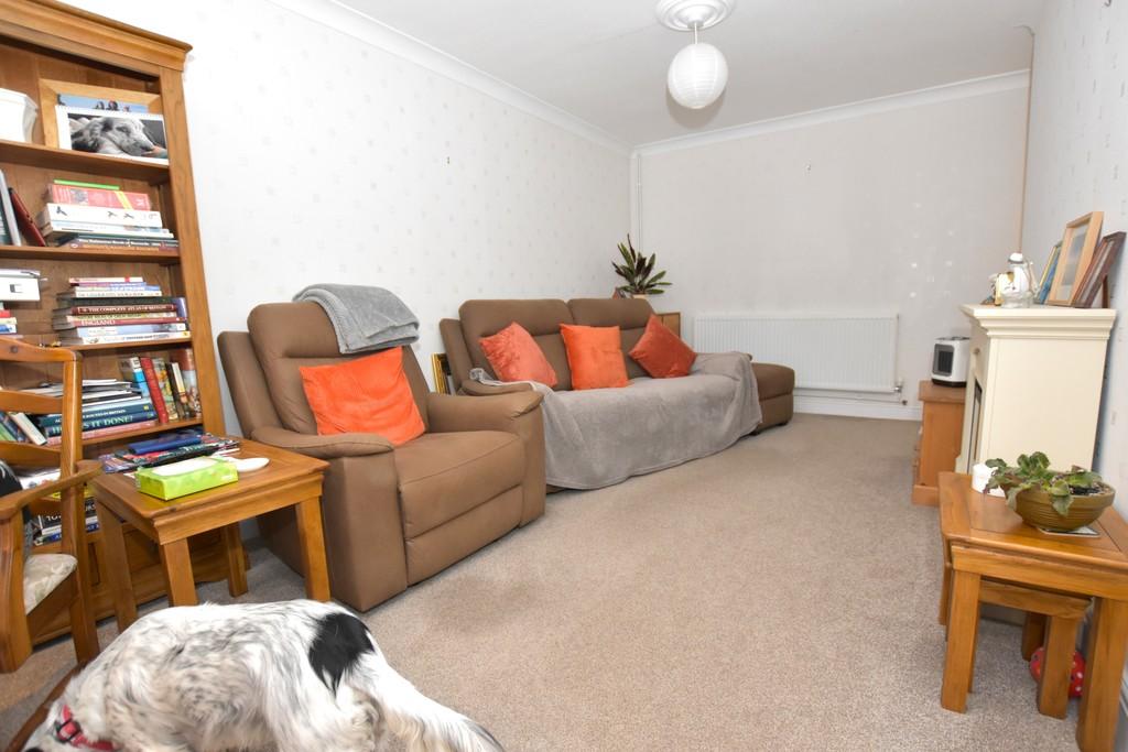 Queen Berthas Avenue, Birchington, Kent 2 bed semidetached bungalow for sale £295,000