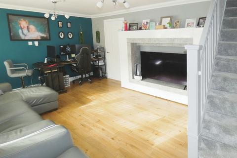 27 Derwent, Tamworth, B77 2LD