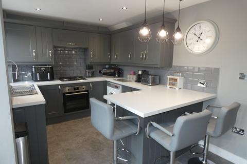 27 Derwent, Tamworth, B77 2LD