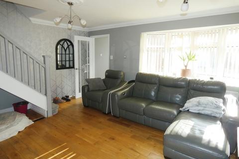 27 Derwent, Tamworth, B77 2LD