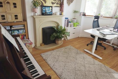 18 Ashurst Road, Sutton Coldfield, B76 1JE