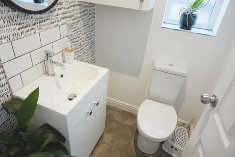 18 Ashurst Road, Sutton Coldfield, B76 1JE