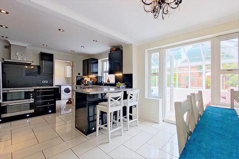 19 Saracen Drive, Sutton Coldfield, B75 7HF