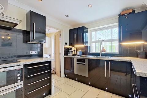 19 Saracen Drive, Sutton Coldfield, B75 7HF
