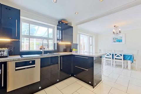 19 Saracen Drive, Sutton Coldfield, B75 7HF