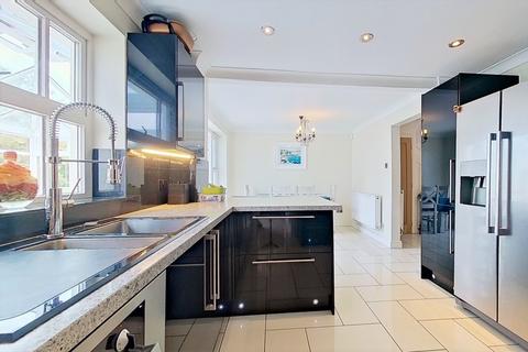 19 Saracen Drive, Sutton Coldfield, B75 7HF