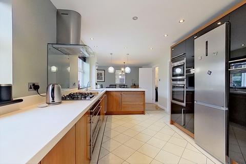 4 bedroom detached house for sale, Swale Road, Sutton Coldfield B76