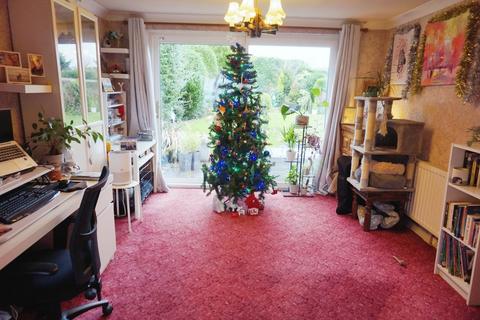 25 Coldstream Road, Sutton Coldfield, B76 1NW