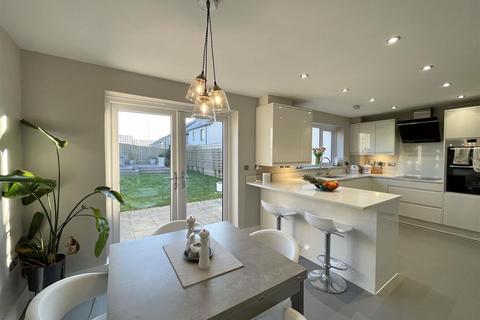 undefined, Kenwyn Heights, Shortlanesend, Truro